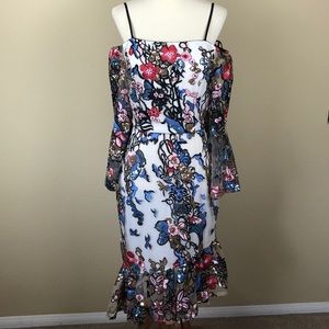 NWT Alexia Admor Ivory Exquisite Embroidered Off-Shoulder Sequin Gown - Size 8